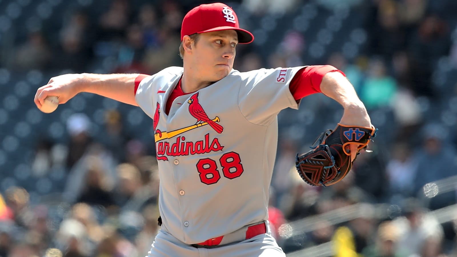 St. Louis Cardinals relief pitcher Phil Maton pitching against the Pirates in 2025