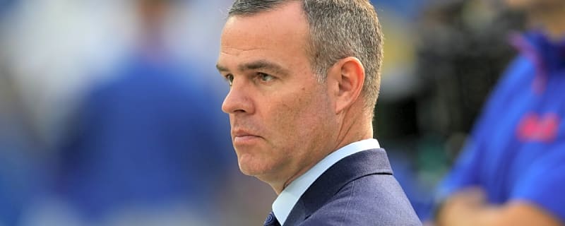 Giants Hire Son on Familiar GM