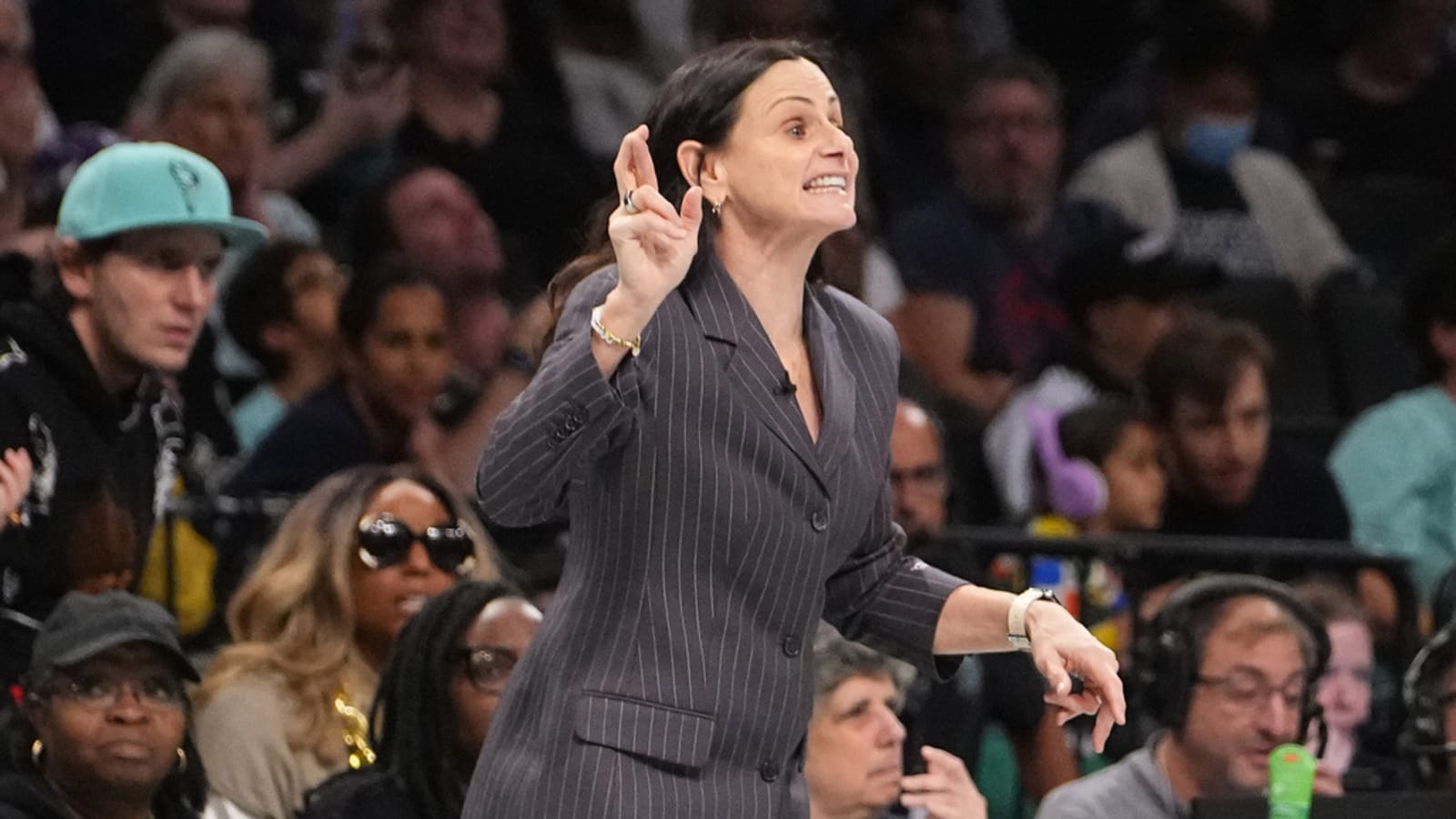 The 'WNBA champion head coaches' quiz