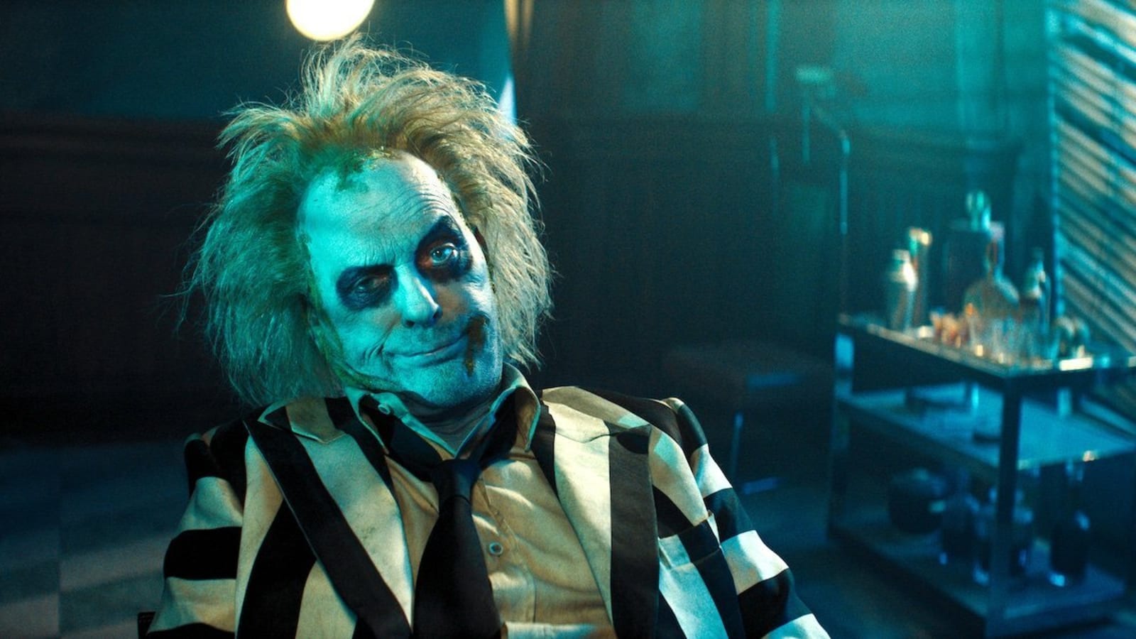 Warner Bros. summons 'Beetlejuice 3' sequel