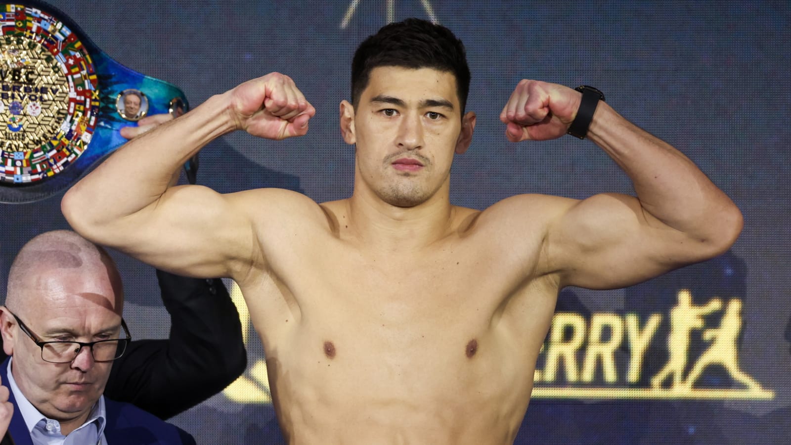Dmitry Bivol beats Artur Beterbiev, becomes light heavyweight champ