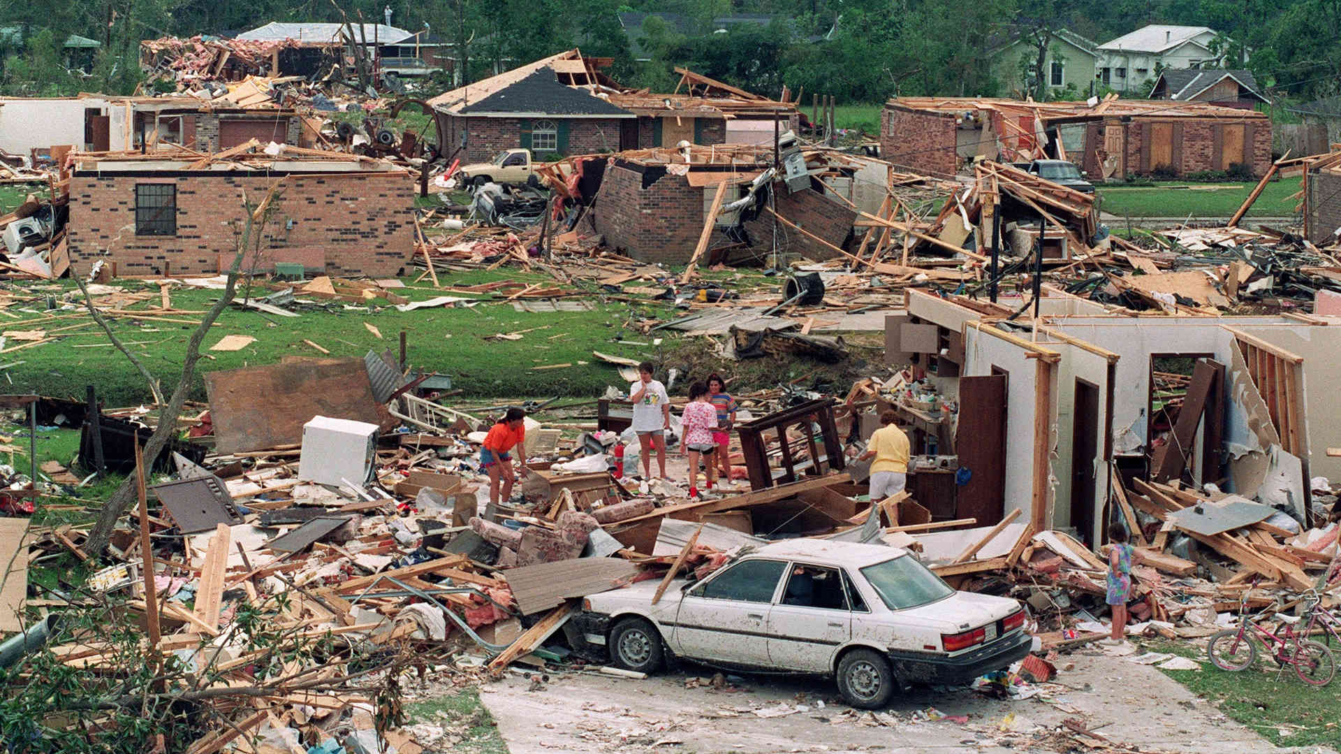 Category 5 Storms That Have Hit the US: Hurricane Andrew