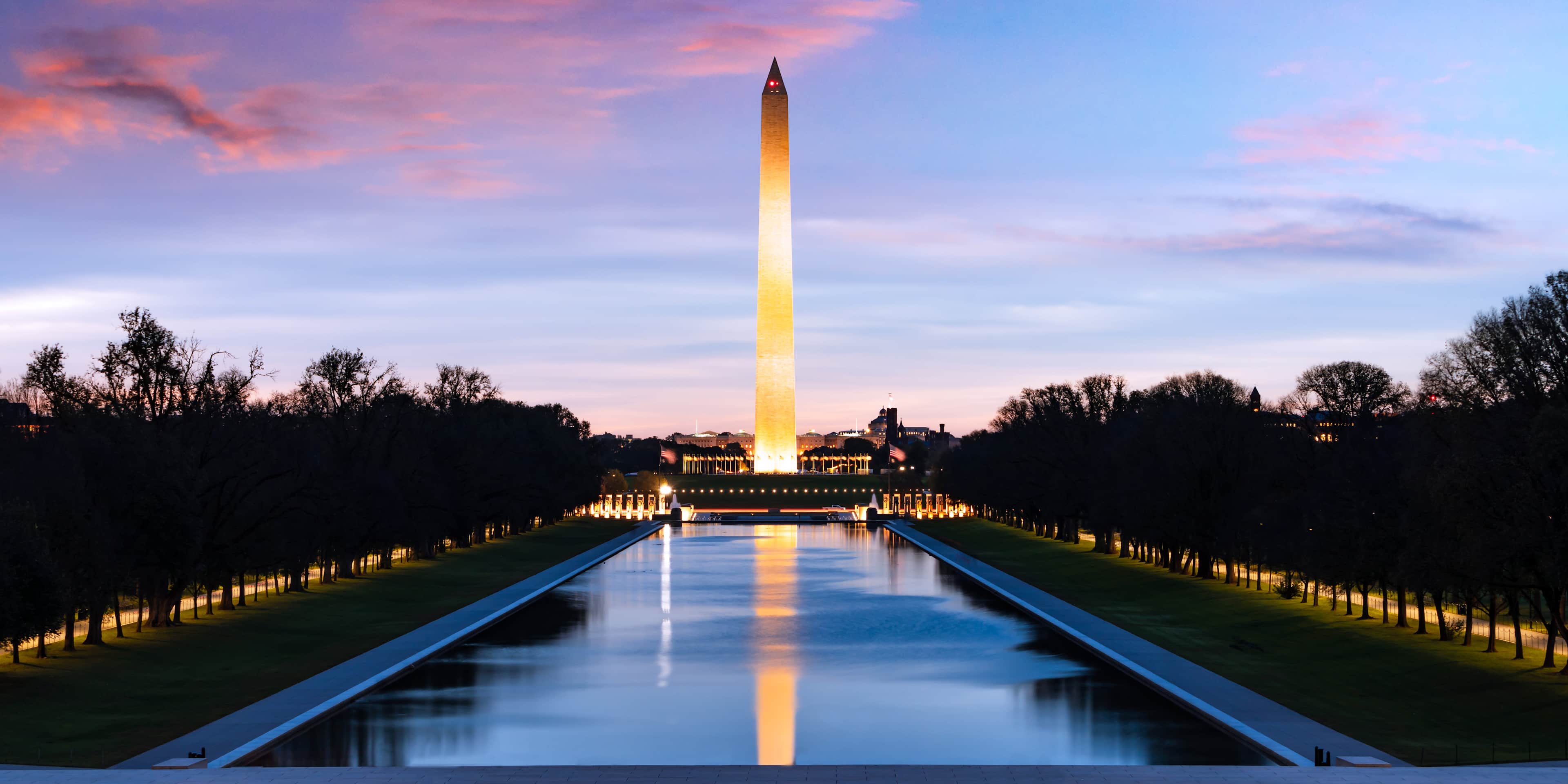 The Washington Monument at sunset.