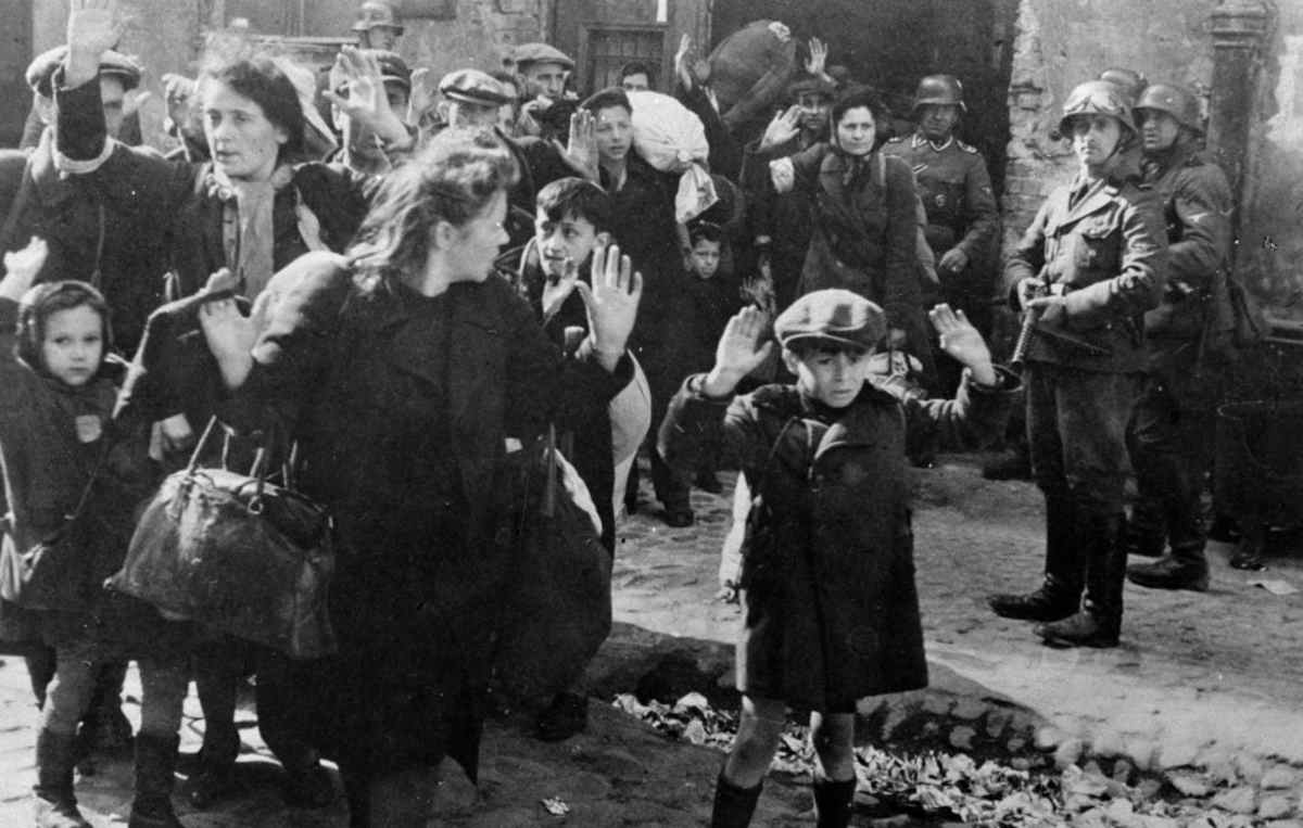 Iconic World War II Photos