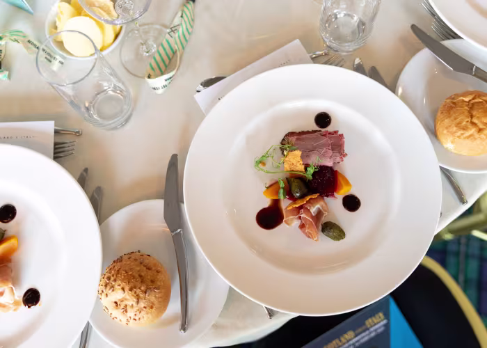 Seat Unique Club Food