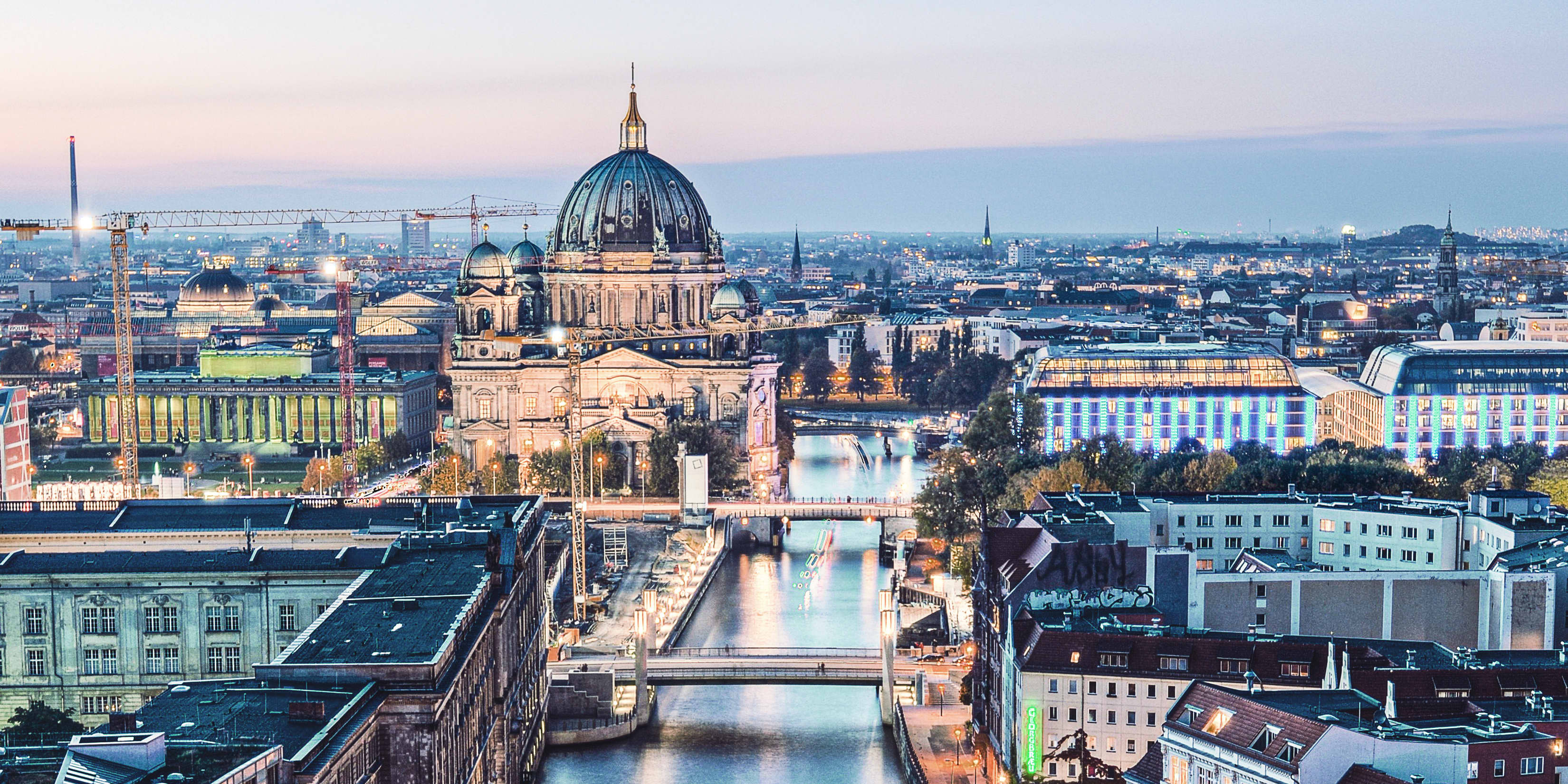 Titelbild auf Studienortseite "duales Studium Berlin": Stadtblick
