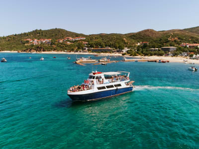 Boat Cruise to the Blue Lagoon, Diaporos, and Agios Isidoros from Ouranoupoli in Chalkidiki
