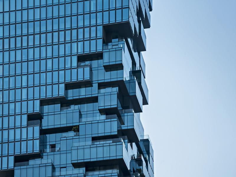 Jamie O’Rourke retires as RSM Australia's Chief Executive Partner after 34 years. Robert Miano, Melbourne-based board director and audit partner, steps in as CEP from 1 July 2025.
