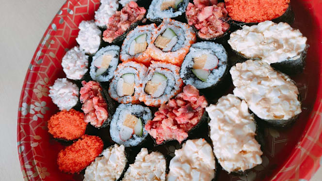 Golden Sushi - 3