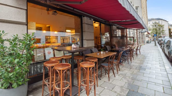 manu.  Weinbar & Restaurant - 0