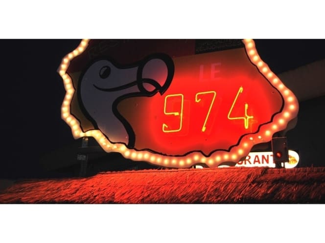 Le 974 - 4